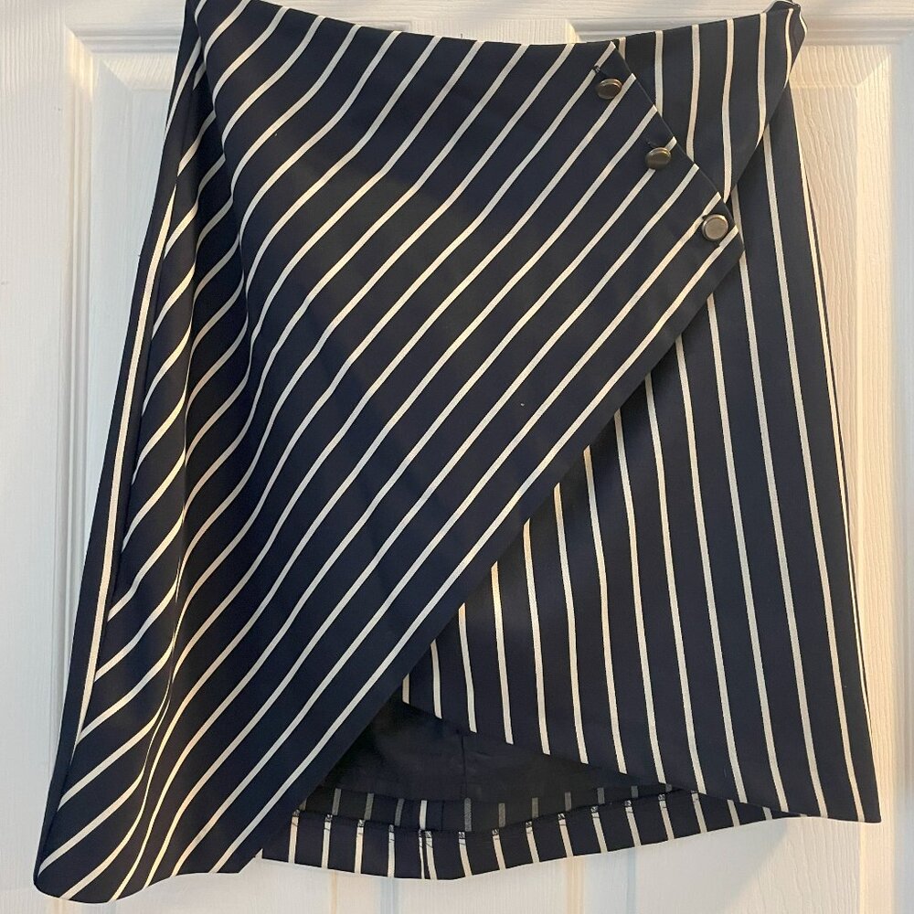 Striped skirt